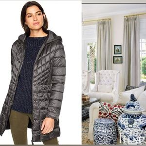 Bernardo packable primaloft jacket NWOT